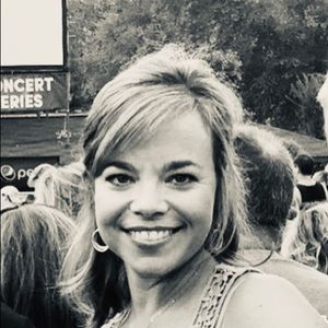 Meet your Posher, Nikki